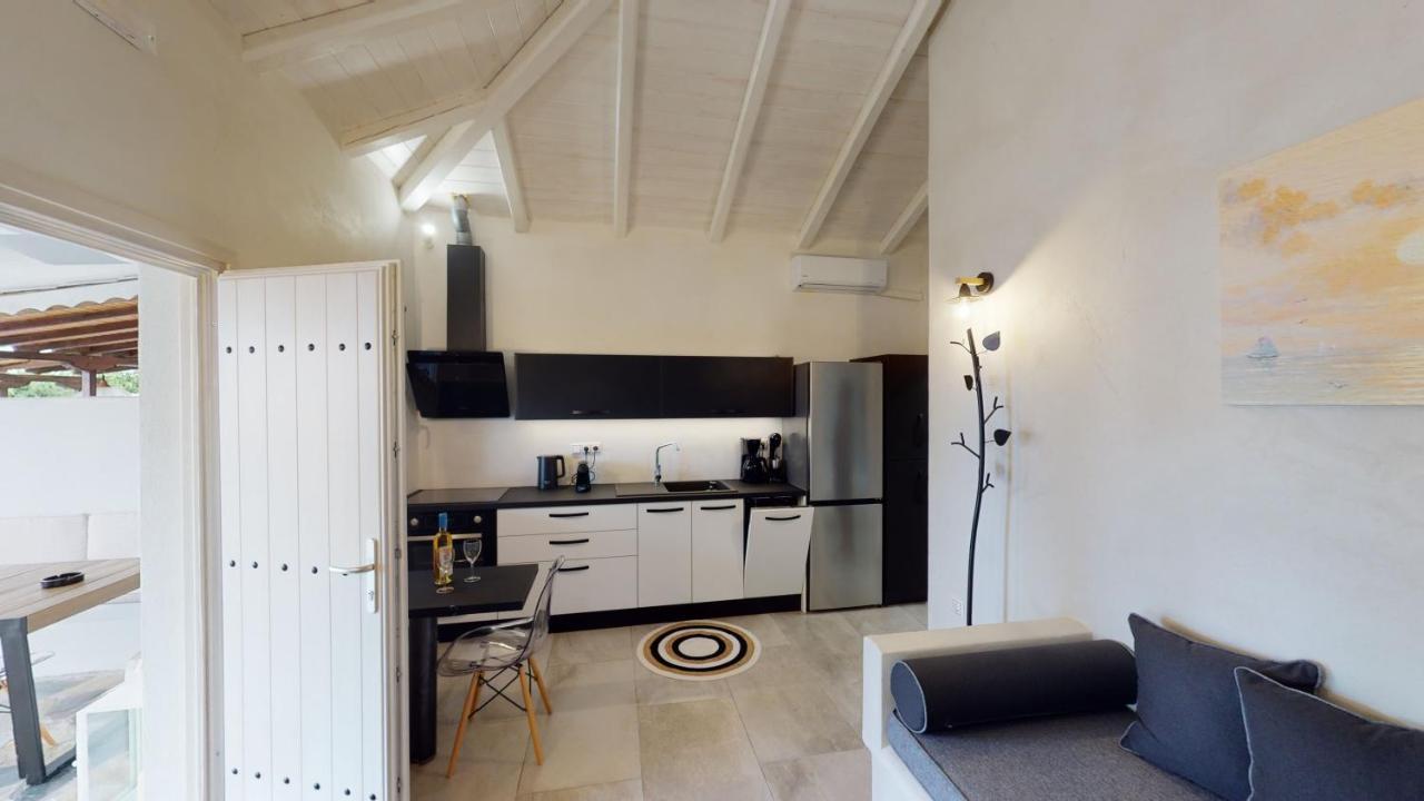 Yalos Luxury Home Agioi Saranta Eksteriør billede